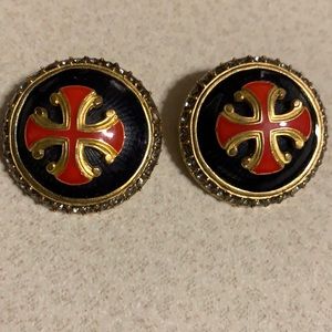 Jay S cross with rhinestone clip on